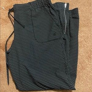 Size Large
Albion Fit dash jetsetters. 
New without tag. Retails for $88.